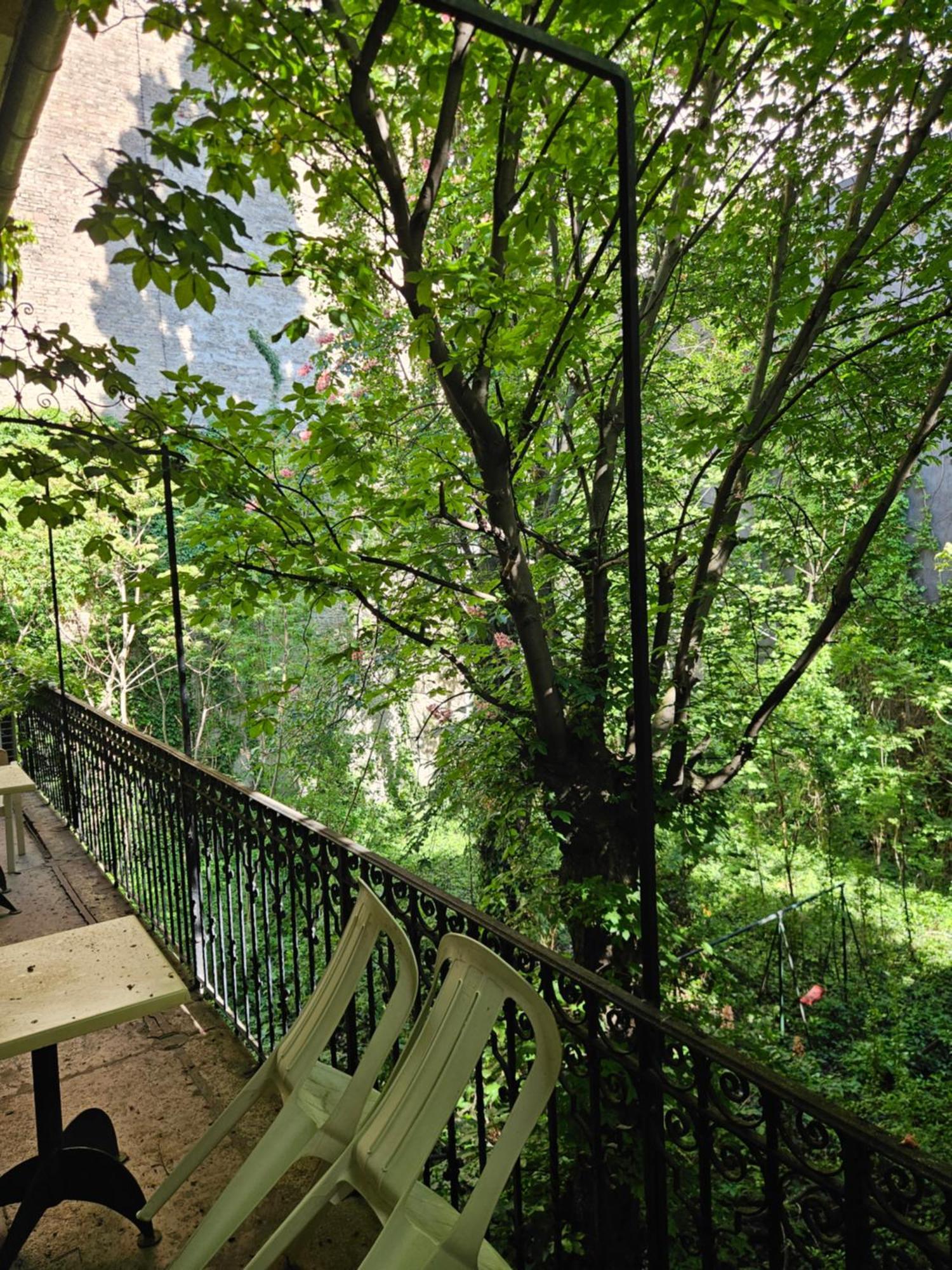 Ligeti Ruin Hostel Budapest Exterior foto